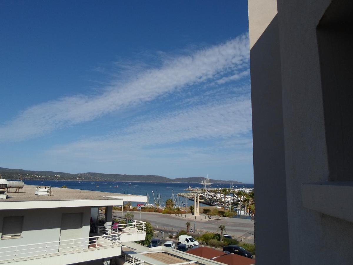 Appart T3 A 50 M De La Plage Cavalaire-sur-Mer Buitenkant foto